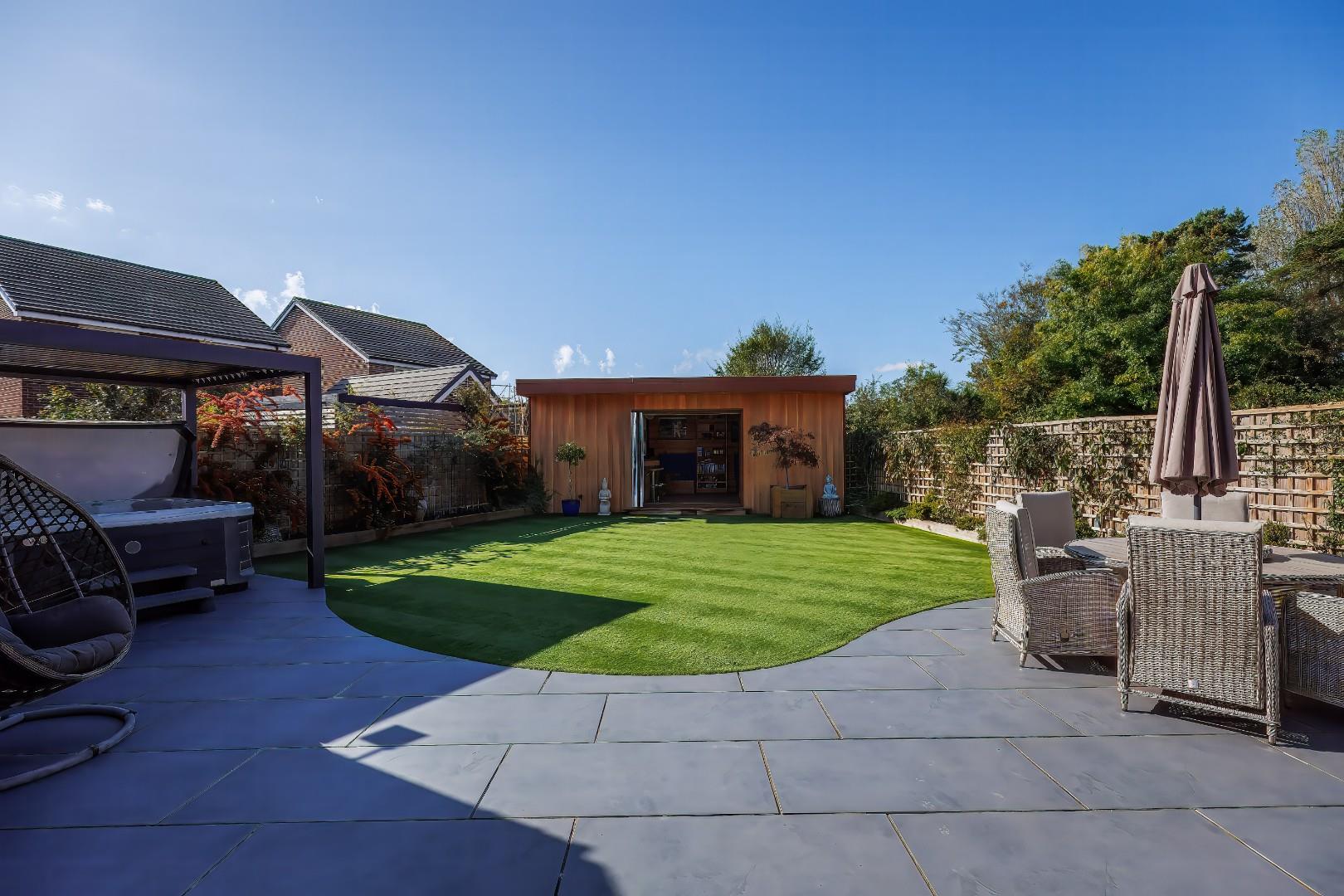 38 Melrose Walk, Sully, CF64 5WD